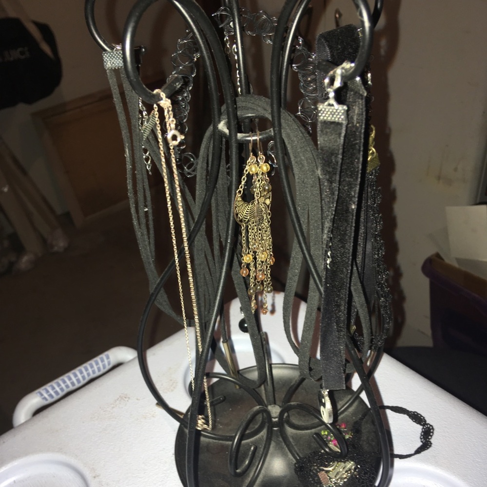 Jewelry holder